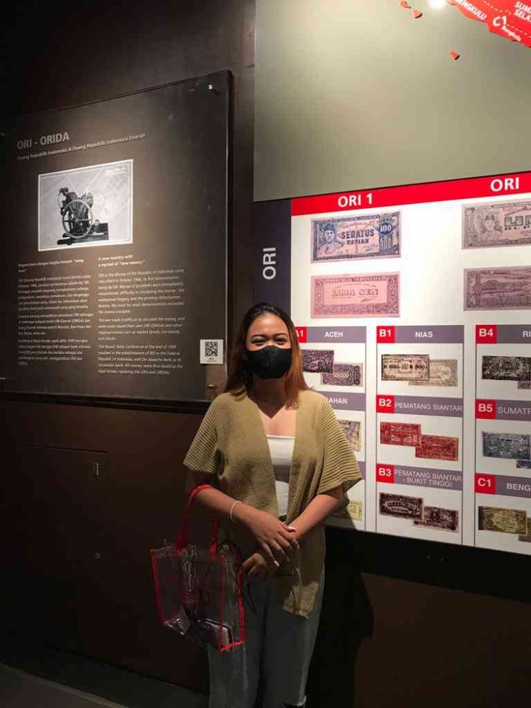 di-dalam-museum-bank-indonesia-63c034634addee1d1e059582.jpeg