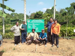 Kegiatan Rehabilitasi Hutan di KPH Liwa (doc.Rasna)