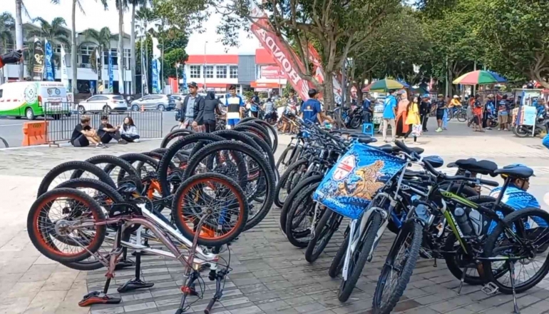 Kumpulan sepeda para peserta Funbike seusai mengikuti acara. Foto dok. pribadi