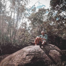 Situs batu Ukir Suku Dayak Lundayeh via Instagram/lingkarkaltara