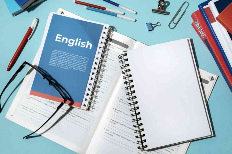 Belajar IELTS.www.freepik.com