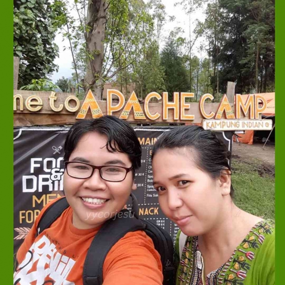 Di depan Apache Camp, Coban Talun | Dok. Pribadi