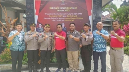 Foto bersama Karutan Magetan beserta Pejabat Struktural dan Jajaran Polres Magetan. Foto : Humas Rutan Magetan 