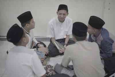 Suasana Santri Saat sedang Mengaji di Darul Hikmah Kutoarjo Islamic School. Dokpri