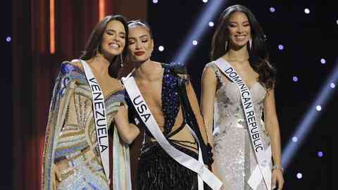  Ajang kontes kecantikan Miss Universe 2022 sudah menghasilkan pemenang 1 ,2 dan 3( REUTERS/JONATHAN BACHMAN) via CNN 