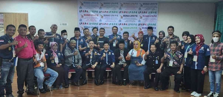 luar-biasa-munas-pertama-lembaga-pengawal-kebijakan-pemerintah-dan-keadilan-lp-k-p-k-ft02-63cad4db08a8b5585c390f45.jpg