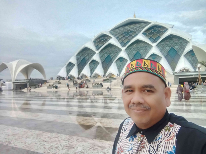 Omjay di masjid Al Jabbar Bandung/dokpri