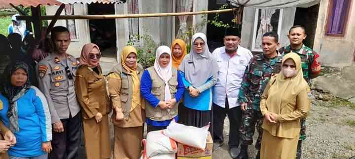 Bantuan logistik untuk dapur umum di Surantiah, Lubuk Alung. (foto dok pribadi)