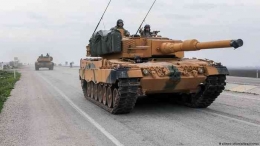 Tank Leopard 2 Jerman dipastikan mendarat di Ukraina. (sumber: detiknews.com)