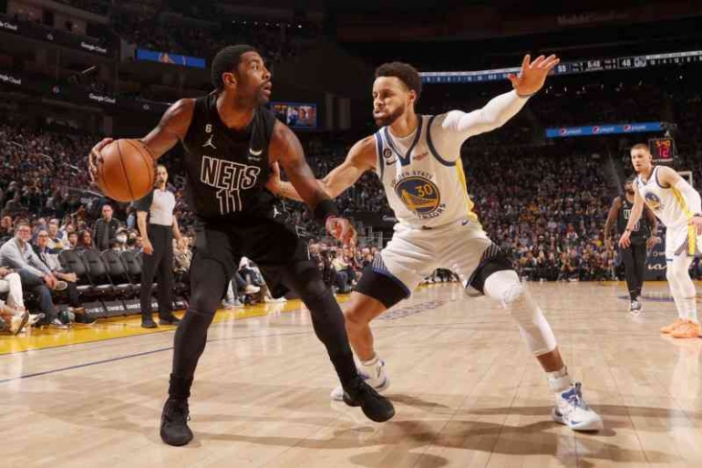 Stephen Curry dan Kevin Durant. Foto: bleacherreport.com