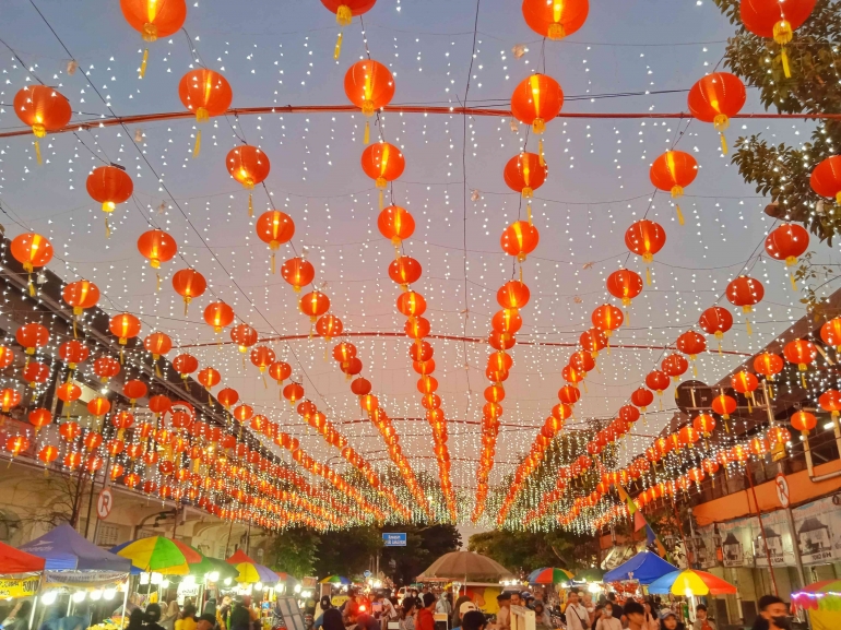 ribuan nyala lampion warnai malam kami saat itu| Dokumentasi pribadi