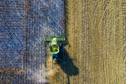 ilustrasi pertanian modern (Pexels.com/Tom Fisk)