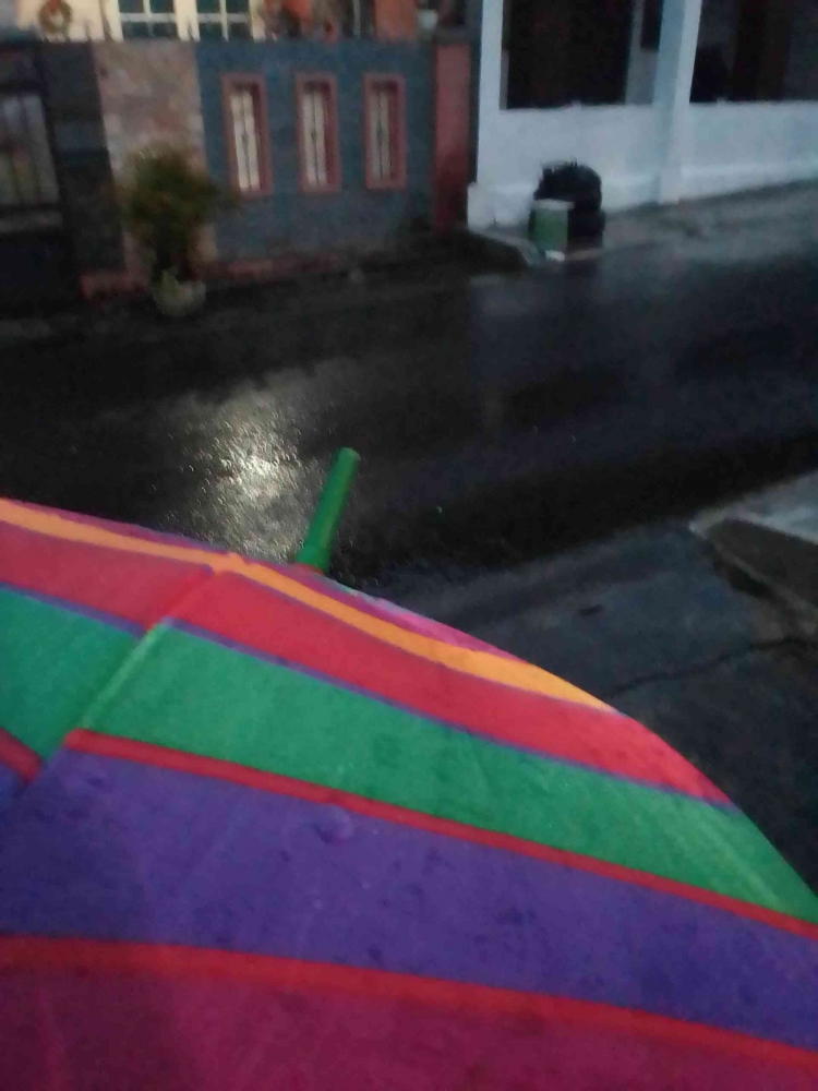Payung dan hujan. Foto dokpri
