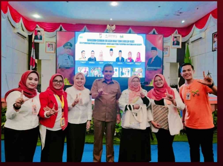 Dok Tim Percepatan Desa Pendidikan Menuju Derapp bersama PJ Bupati Kampar, Dr. H. Kamsol, M.M