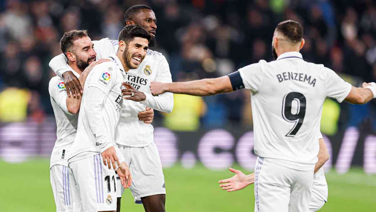 Foto Artikel : Real Madrid Vs Valencia 2-0, Dua Gol Los Blancos Dicetak ...