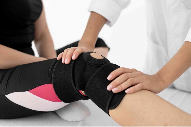 Cara menangani cedera lutut | freepik.com