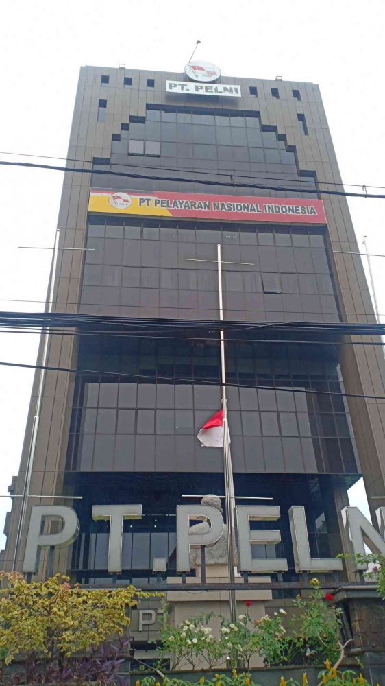 Kantor PT Pelni di Jl. Gajah Mada Jakarta (foto : Nur Terbit)