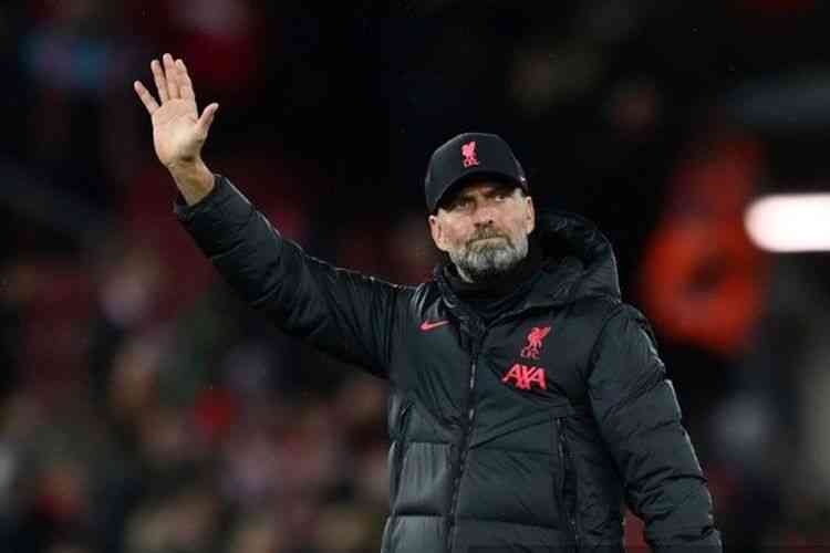 Juergen Klopp mengalami masa sulit bersama Liverpool pada musim 2022/2023. | Foto: AFP/ MICHAEL REGAN via KOMPAS.COM