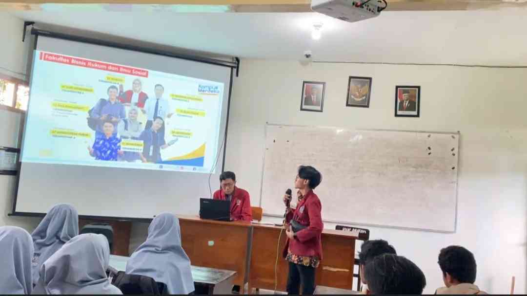 KKN-P Kelompok 19 Adakan Sosialisasi Penerimaan Mahasiswa Baru (PMB ...