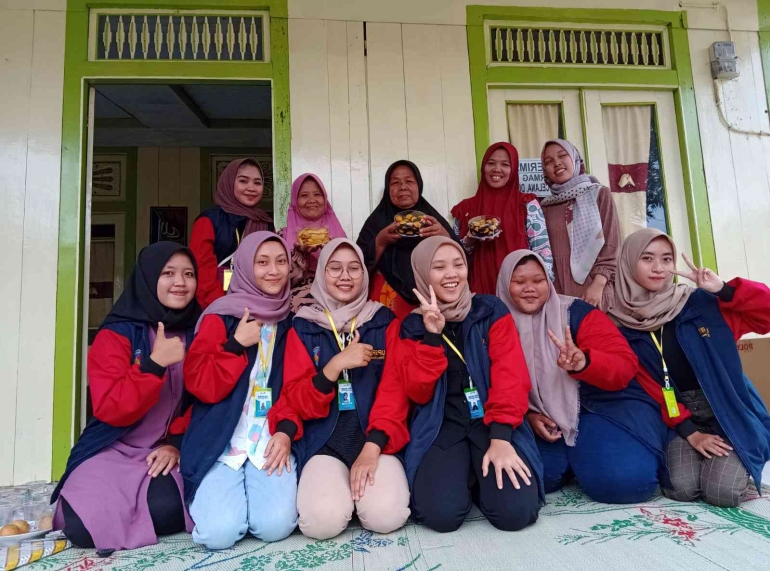 Dokumentasi program kerja KKN UPGRIS Semarang Kelompok 98 Desa Sarirejo, Kaliwungu, Kendal. (05/02/2023)