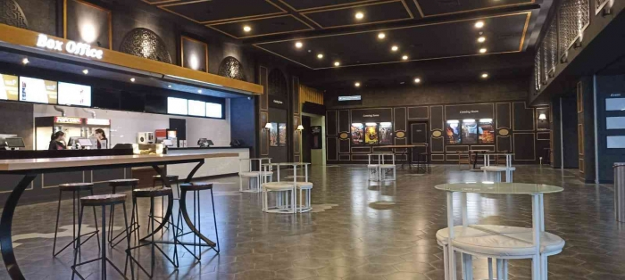 Lobi Local Cinema Fatmawati (dok. Dewi Puspa)