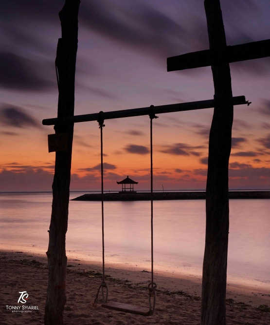 Suatu pagi di Pantai Sanur, Bali.| Sumber: dokumentasi pribadi