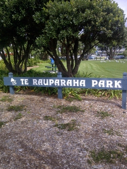 Te Rauparaha Park: Dokpri
