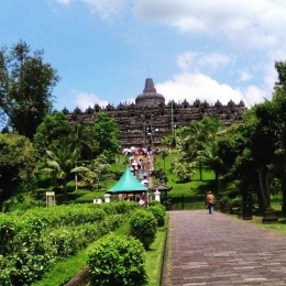Borobudur situs yang wajib dikunjungi jika ke Yogyakarta. Dok. Pribadi