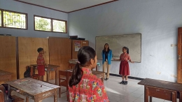 KKN Kelompok 20 Membantu Mengajar Bimbel, di Desa Pupus Lembeyan