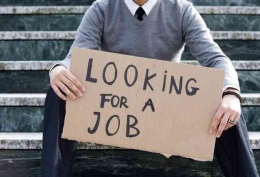 Cari dan temukan pekerjaan baru setelah di-PHK (dok foto:qmfinancial.com)