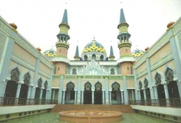 Masjid Agung Tuban (foto : dunia masjid.com)