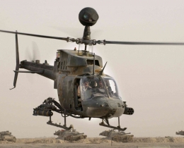 Bell OH-58 Kiowa (Foto  : SSgt Shane A. Cuomo, US Army via Wikimedia Commons)