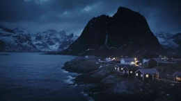 https://www.pond5.com/stock-footage/item/84838736-fisherman-village-hamnoy-night-lofoten-islands-norway