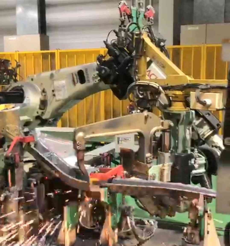 Robot CNC pabrik, Incheon, KorSel. Dokumen Pribadi