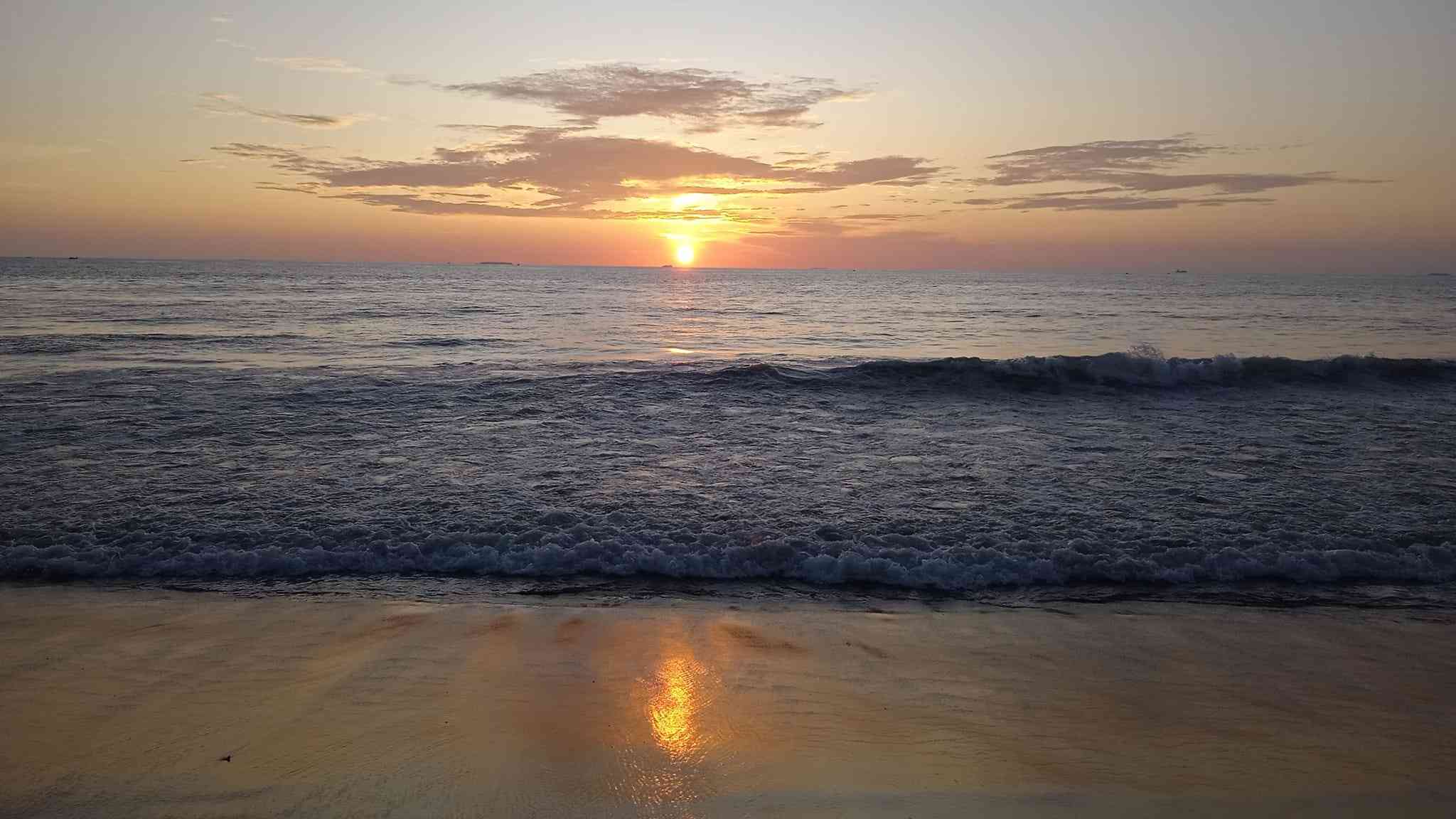 Indahnya Sunset di Pantai Muaro Lasak, Dokpri