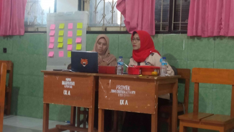 Ilustrasi praktik supervisi akademik lokakarya 4 PGP Angkatan 6 kota Mataram di SMPN 2 Mataram (Foto: Dokumentasi pribadi) 