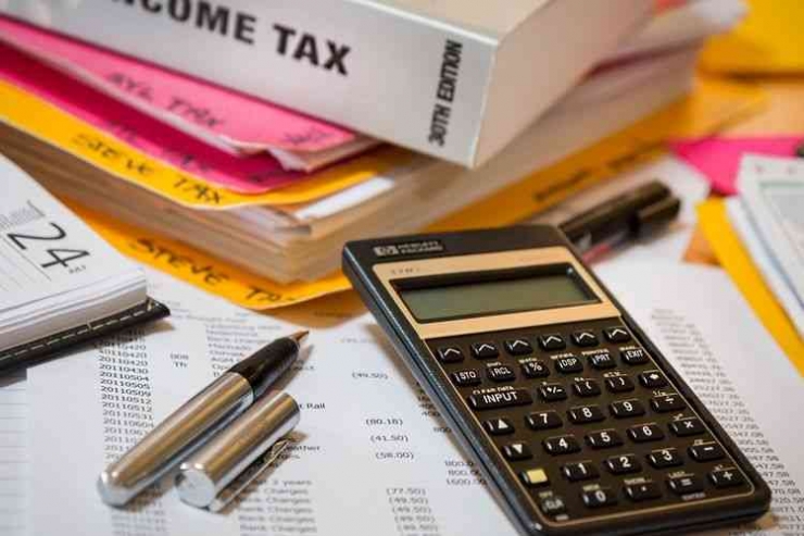 Ilustrasi gambar tentang pembayaran pajak | Sumber Foto Pixabay via Kompas.com