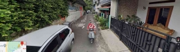 Pic : Google (Meletakkan tong sampah dan kursi milik pribadi di jalan pemukiman)