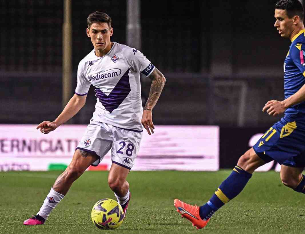 Verona Vs Fiorentina 0-3, Biraghi Cetak Gol Indah Dari Tengah Lapangan ...