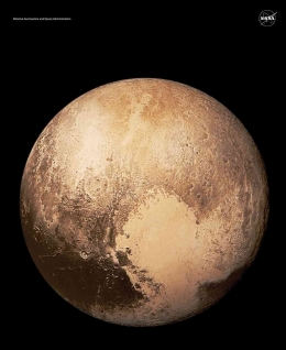 Pluto, planet kerdil dengan suhu sangat dingin. (Sumber: NASA.gov)
