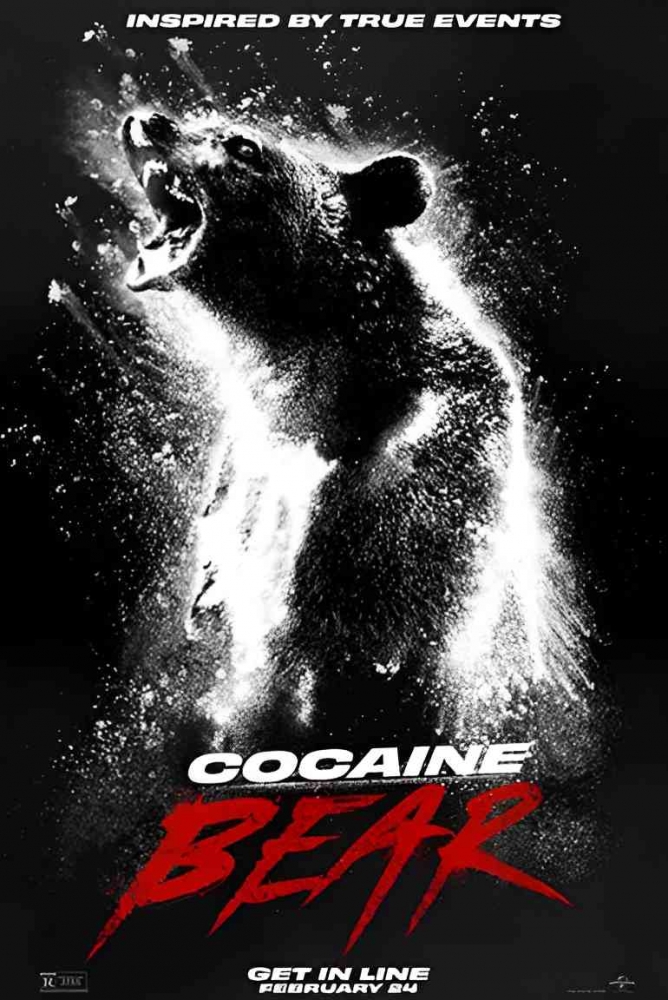 Cocaine Bear, ketika seekor beruang memakan kokain yang jatuh di hutan dan menyerang semua orang karena mabuk. Sumber : IMDb
