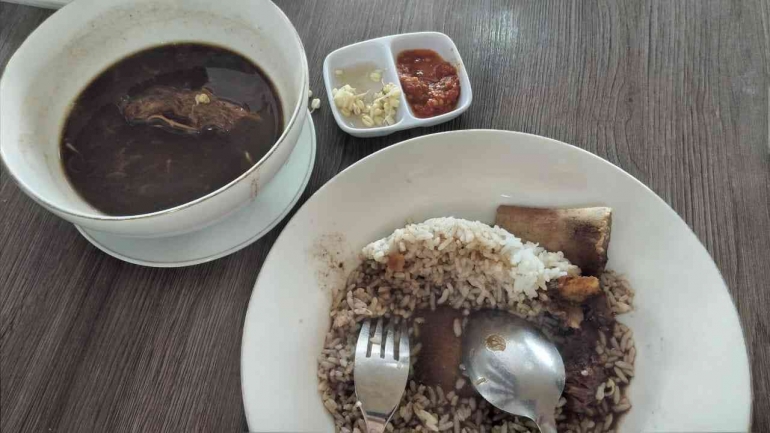 Menikmati Rasa Jawa Timur di Java Cafe, Bandara Juanda Halaman 1 ...