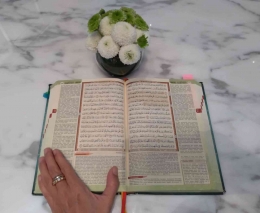 Al-Qur'an surah Al-Kahfi. Dokumen pribadi.