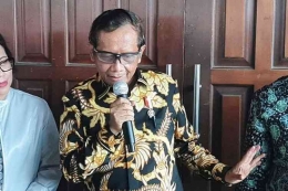 Menko Polhukam, Pak Mahfud MD dalam satu kesempatan (Sumber gambar: kompas.com)