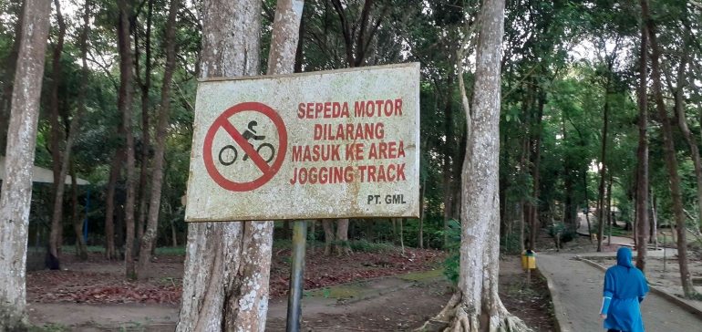 Larangan bagi pengguna sepeda (dokpri)