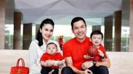 Artis Sandra Dewi tak mau pamer harta, tetapi lebih sering menampilkan kebersamaan dengan keluarga kecilnya (do foto: trends.tribunnews.com)