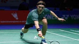 Kekalahan Axelsen dari Ng Tze Yong membuka kembali persaingan sengit sektor tunggal putra All England 2023. (sumber: cnnindonesia.com)