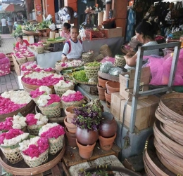 Depan pasar Kranggan/Foto: Hermard