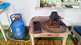 Mesin penyangrai yang telah berusia lebih dari seratus tahun (foto: dokumentasi pribadi)