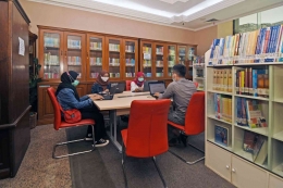 Gedung Dinas Arsip dan Perpustakaan Kota Semarang termasuk perpustakaan umum. Sumber:  arpusda.semarangkota.go.id